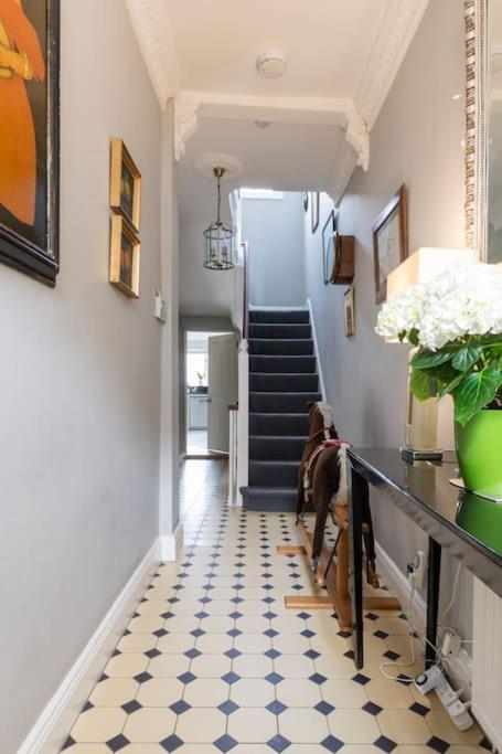 Four Bedroom Townhouse In Famous Suffolks Area Cheltenham Ngoại thất bức ảnh